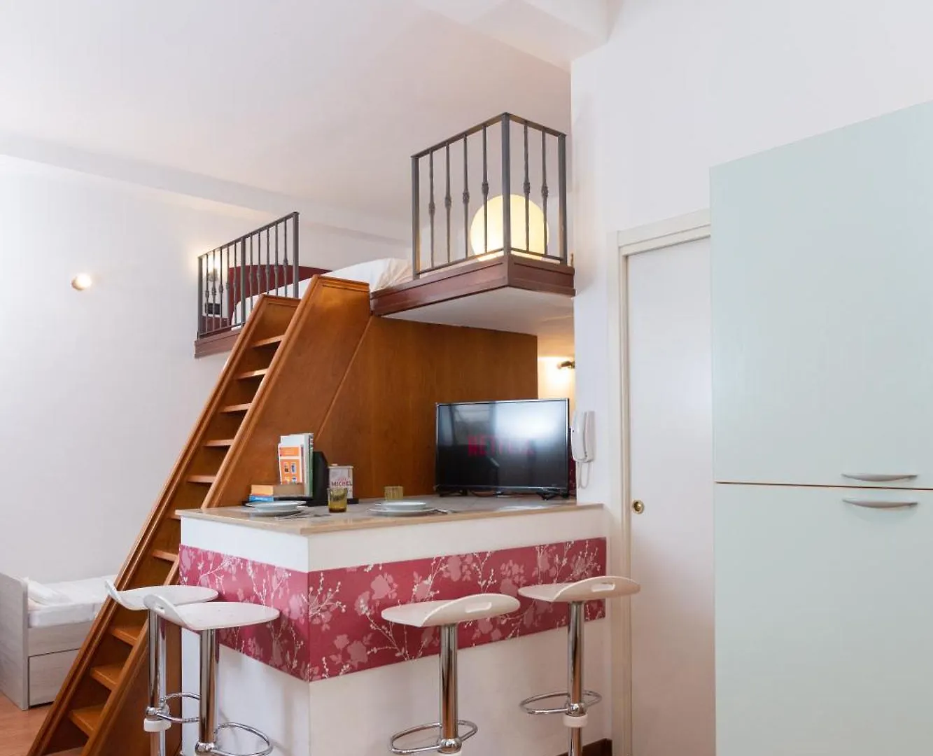Soft Colors Exclusive Apartment - Navigli District - M2 Milan 0*,