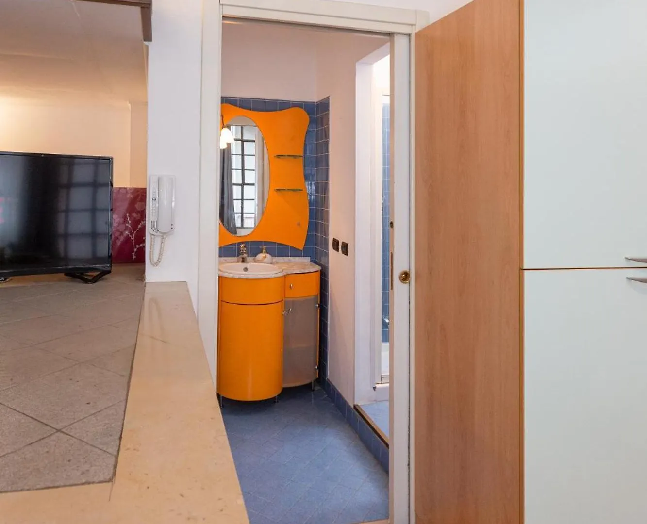Soft Colors Exclusive Apartment - Navigli District - M2 Milan